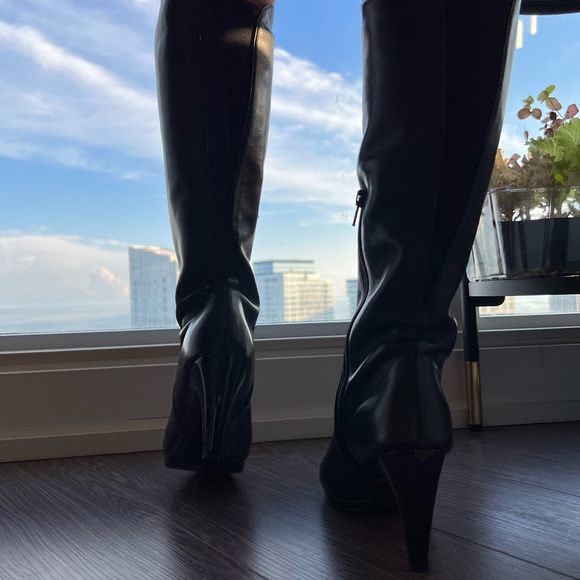 Stuart Weitzman Over-the-knee high boots - Picture 9 of 14
